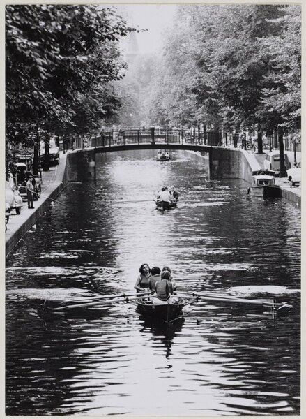 010028000595-stadsarchief-amsterdam-glw-oppenheim-toerroeien-6-september-1964