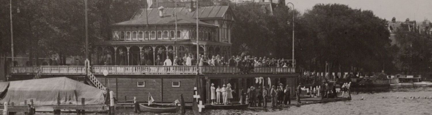 oud-boothuis-vol-terras